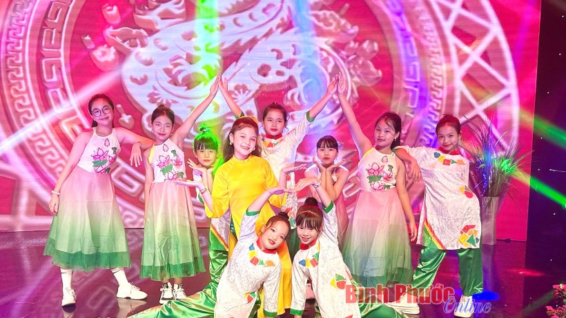 Tết đến thật l&agrave; vui