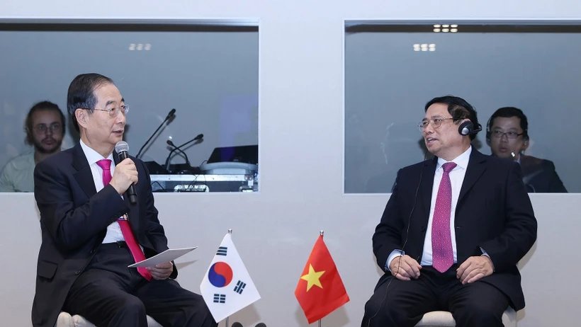 Thủ tướng Phạm Minh Chính gặp lãnh đạo các nước, tổ chức quốc tế