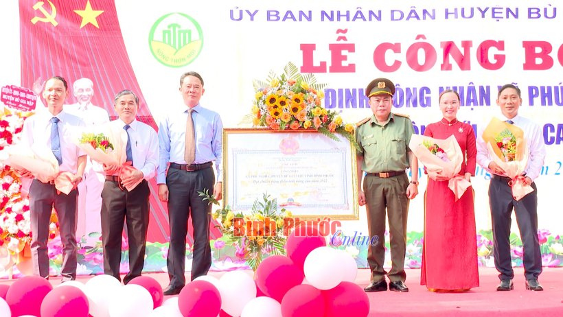 Xã Phú Nghĩa hoàn thành nông thôn mới nâng cao