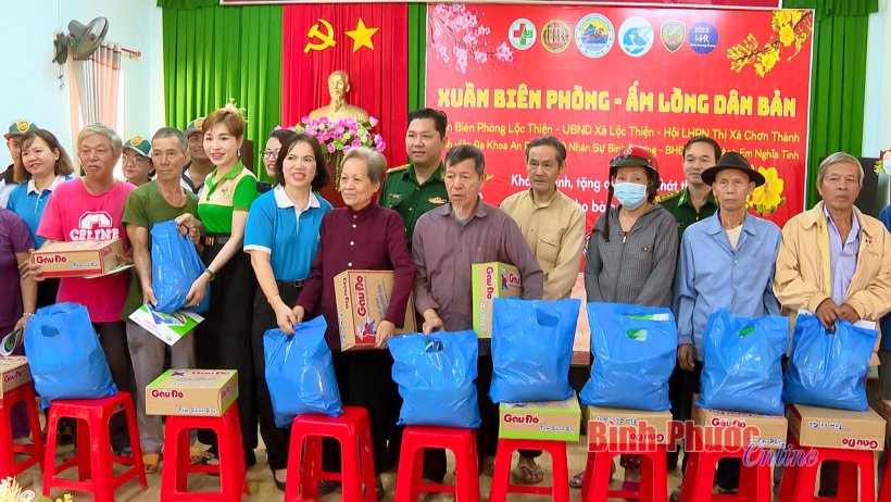 Xuân biên phòng - Ấm lòng dân bản