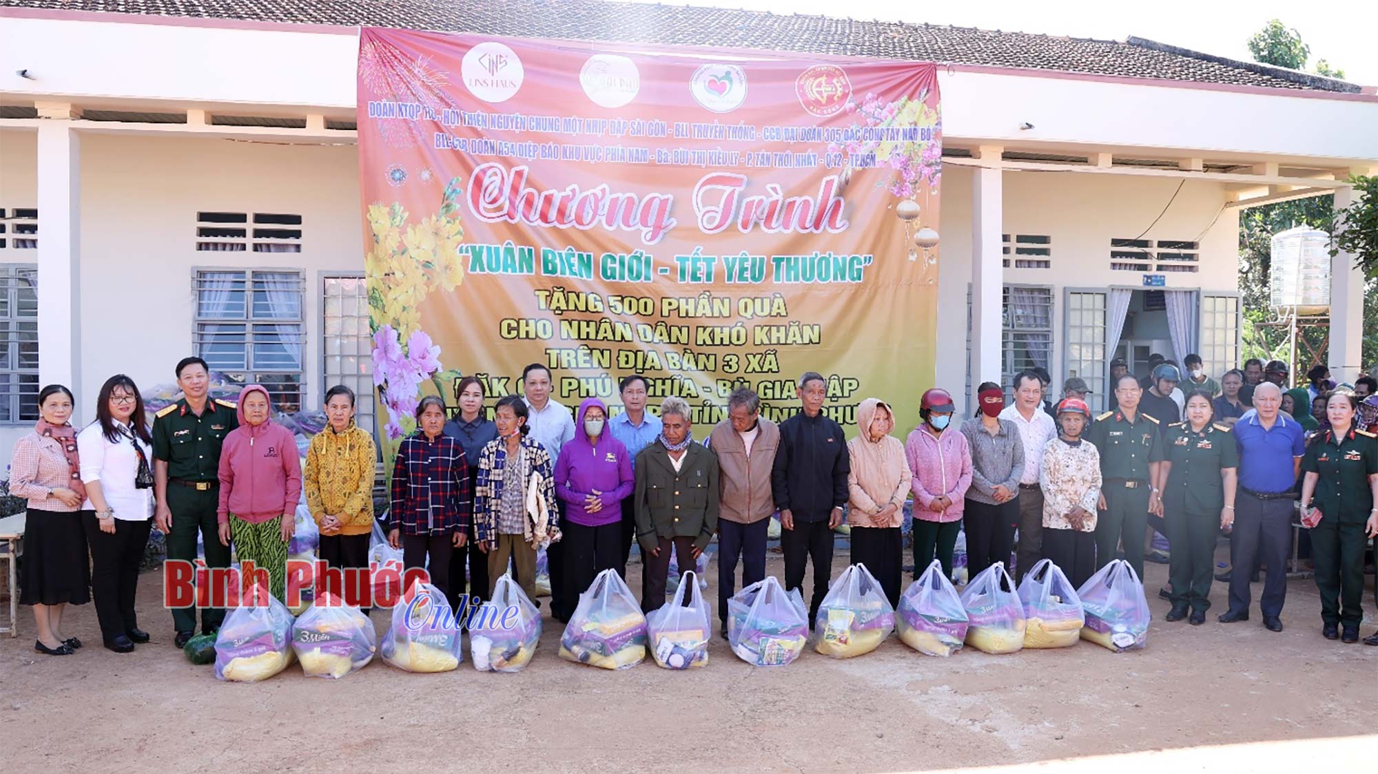 Ấm lòng chương trình “Xuân biên giới - Tết yêu thương” tại huyện Bù Gia Mập