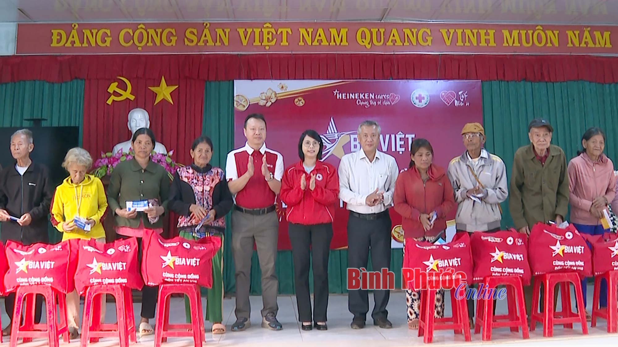 Ấm lòng Tết nhân ái 2025 tại xã biên giới Bù Gia Mập