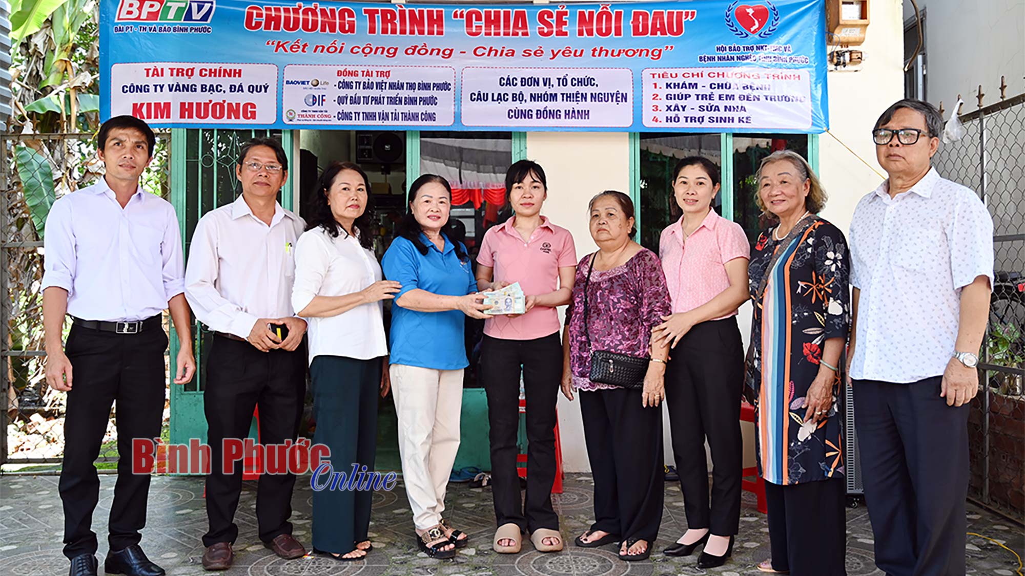 Chia sẻ nỗi đau, nhân lên hạnh phúc