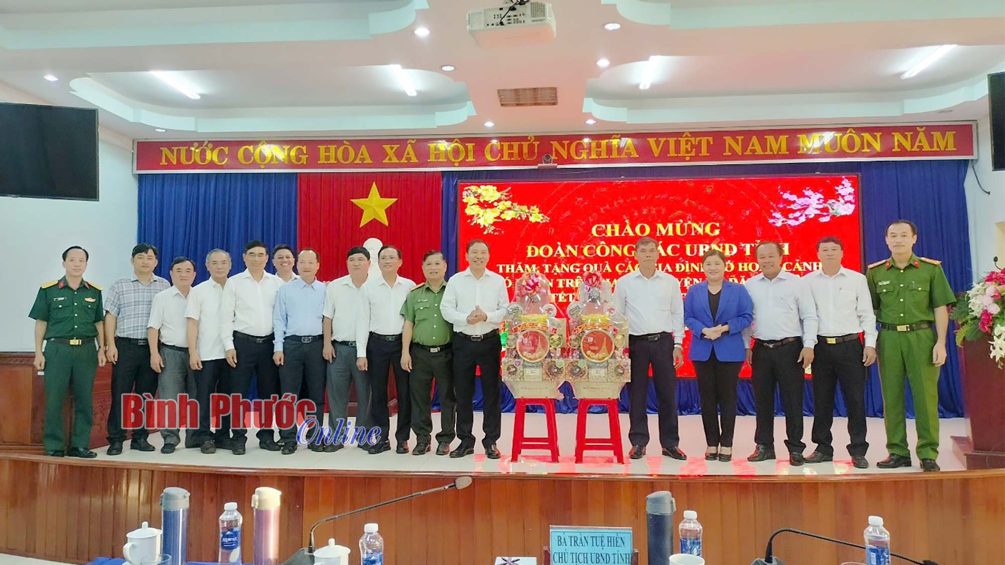 Chủ tịch UBND tỉnh Trần Tuệ Hiền thăm, chúc tết tại Bù Đăng