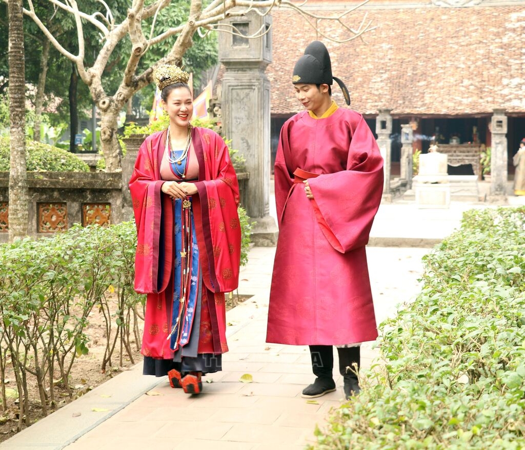 Đưa cổ phục Việt đến gần hơn với công chúng