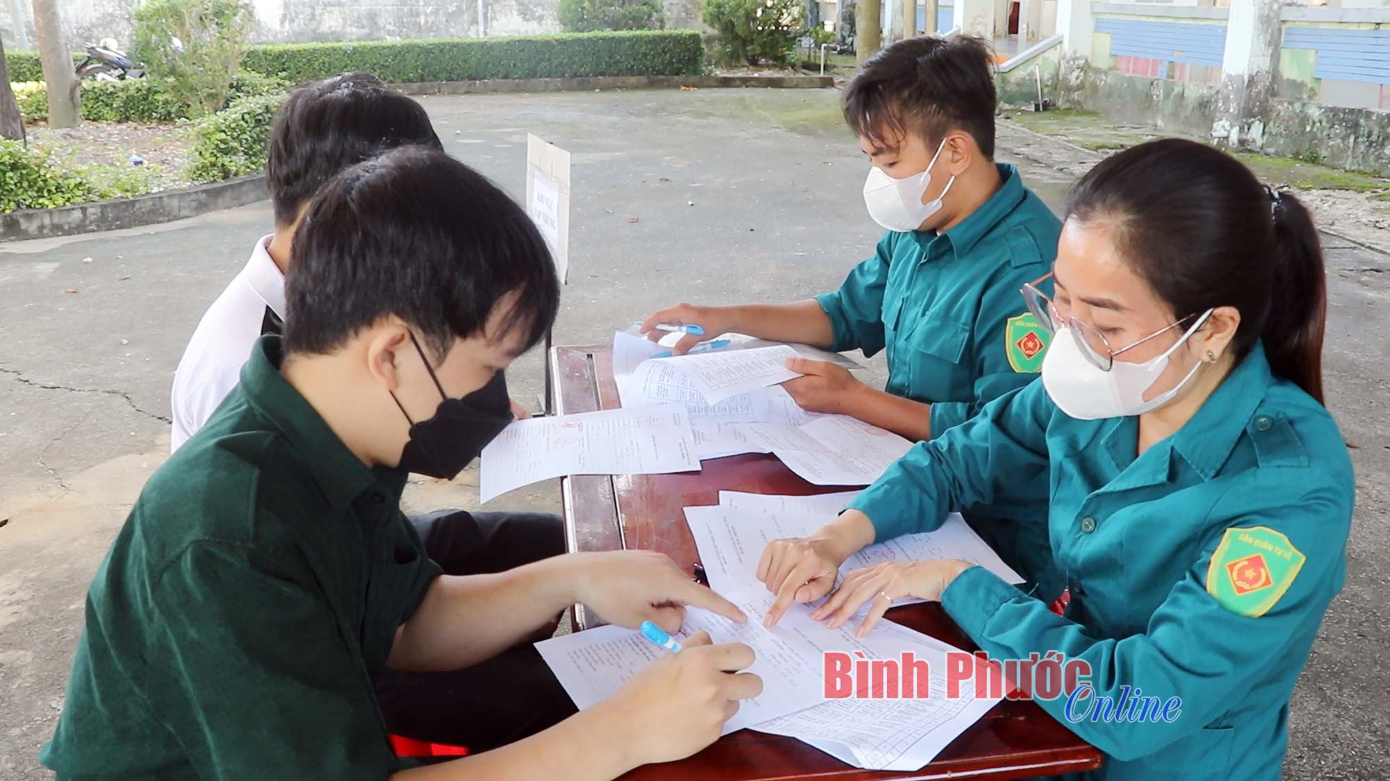 Phụng sự Tổ quốc là niềm vinh dự, tự hào của thanh niên