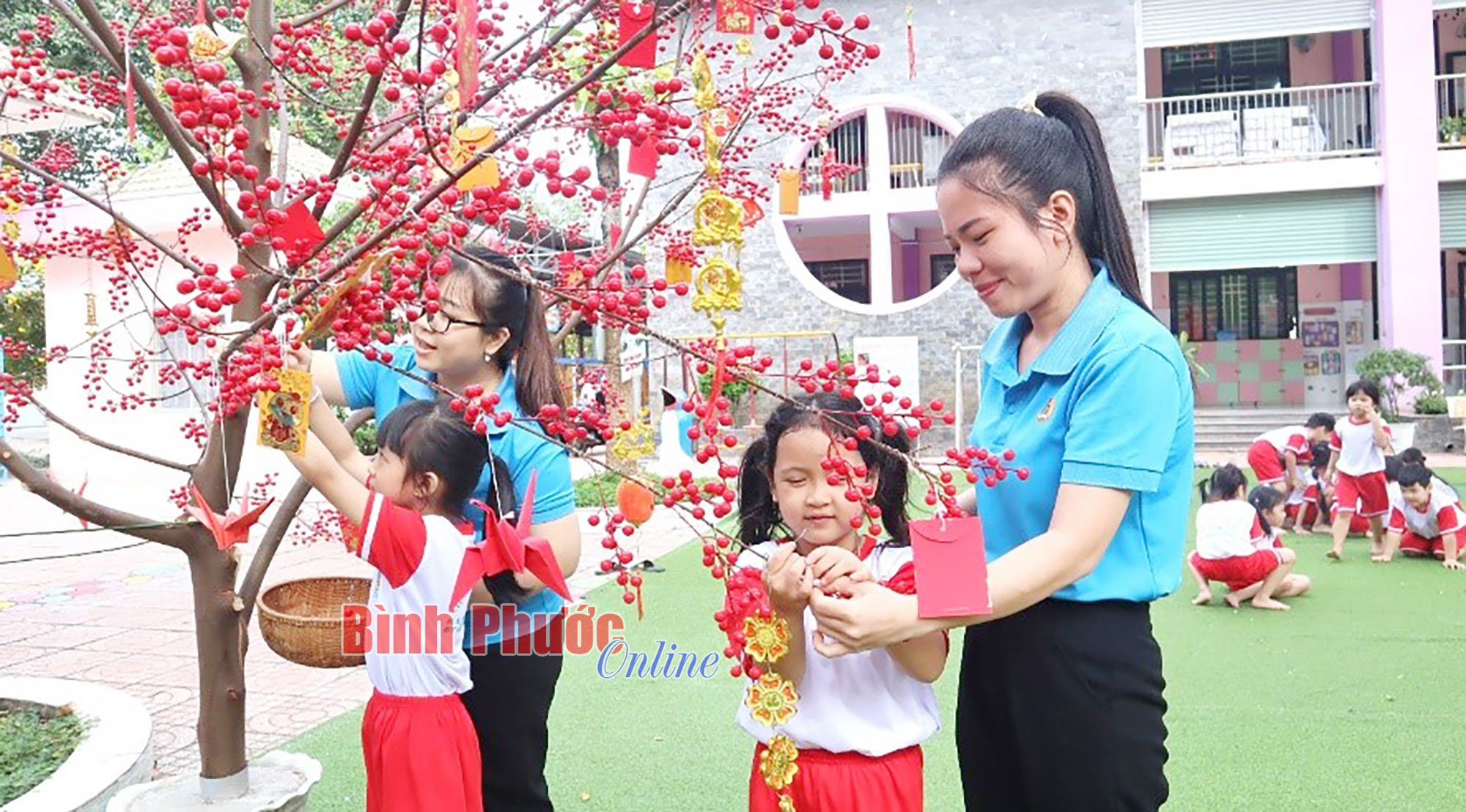 Rộn ràng sắc xuân