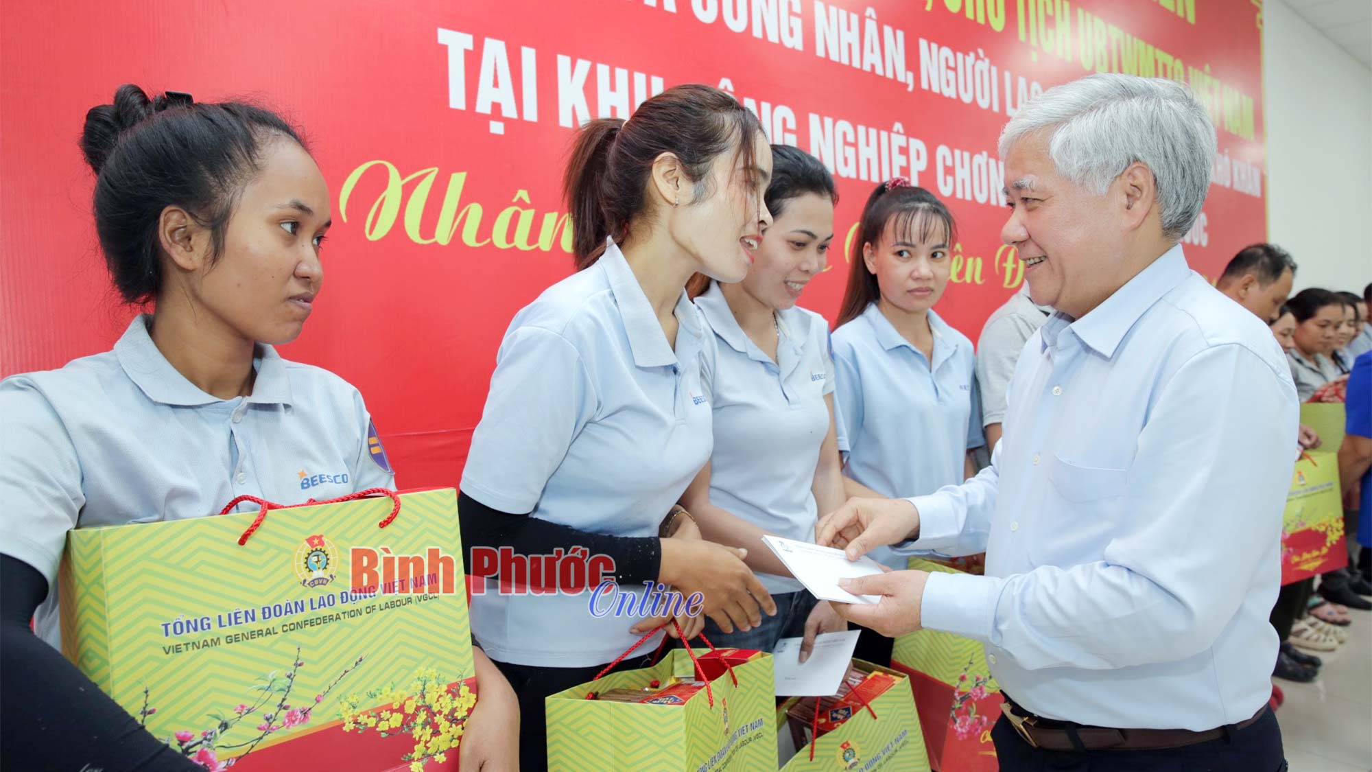 Tết nhân ái