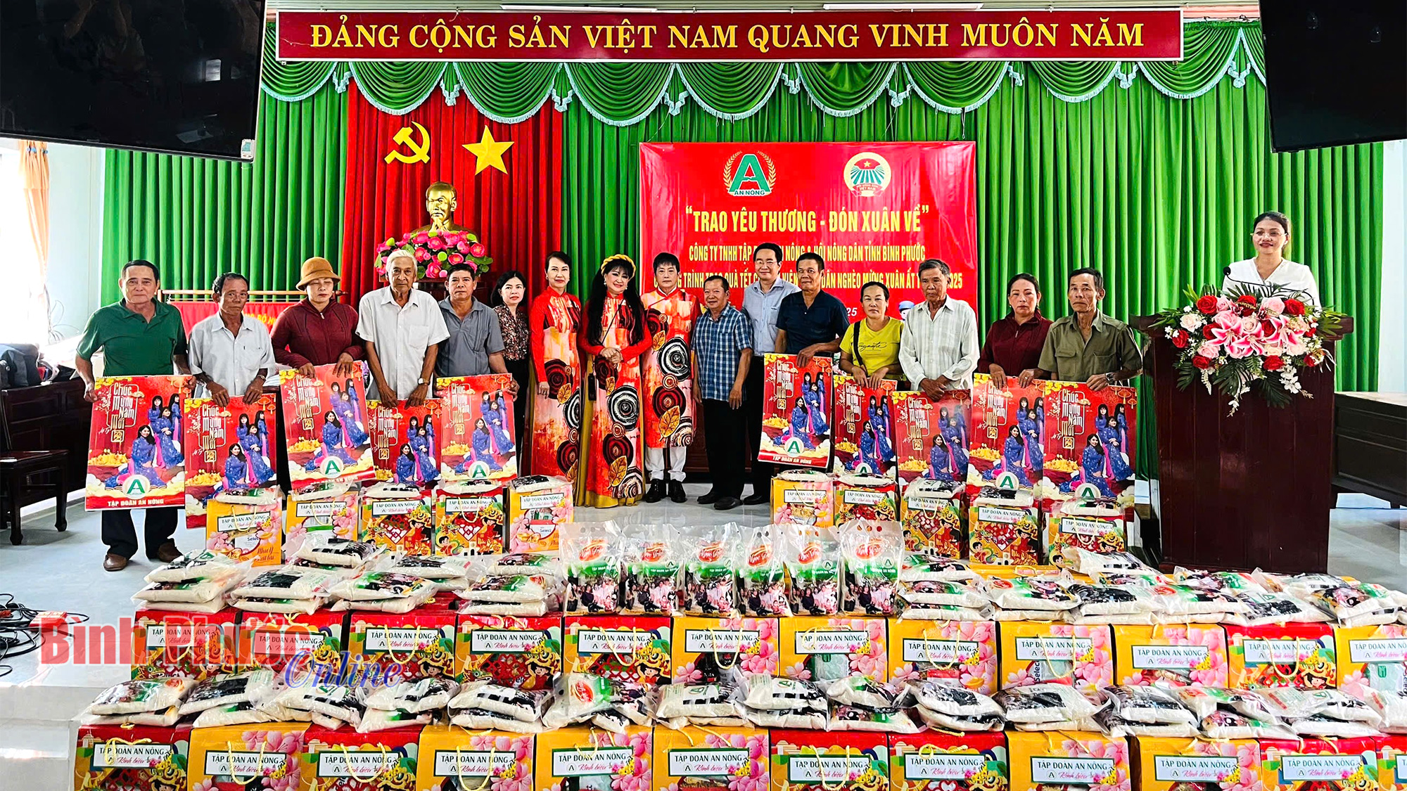 Trao yêu thương - đón xuân về