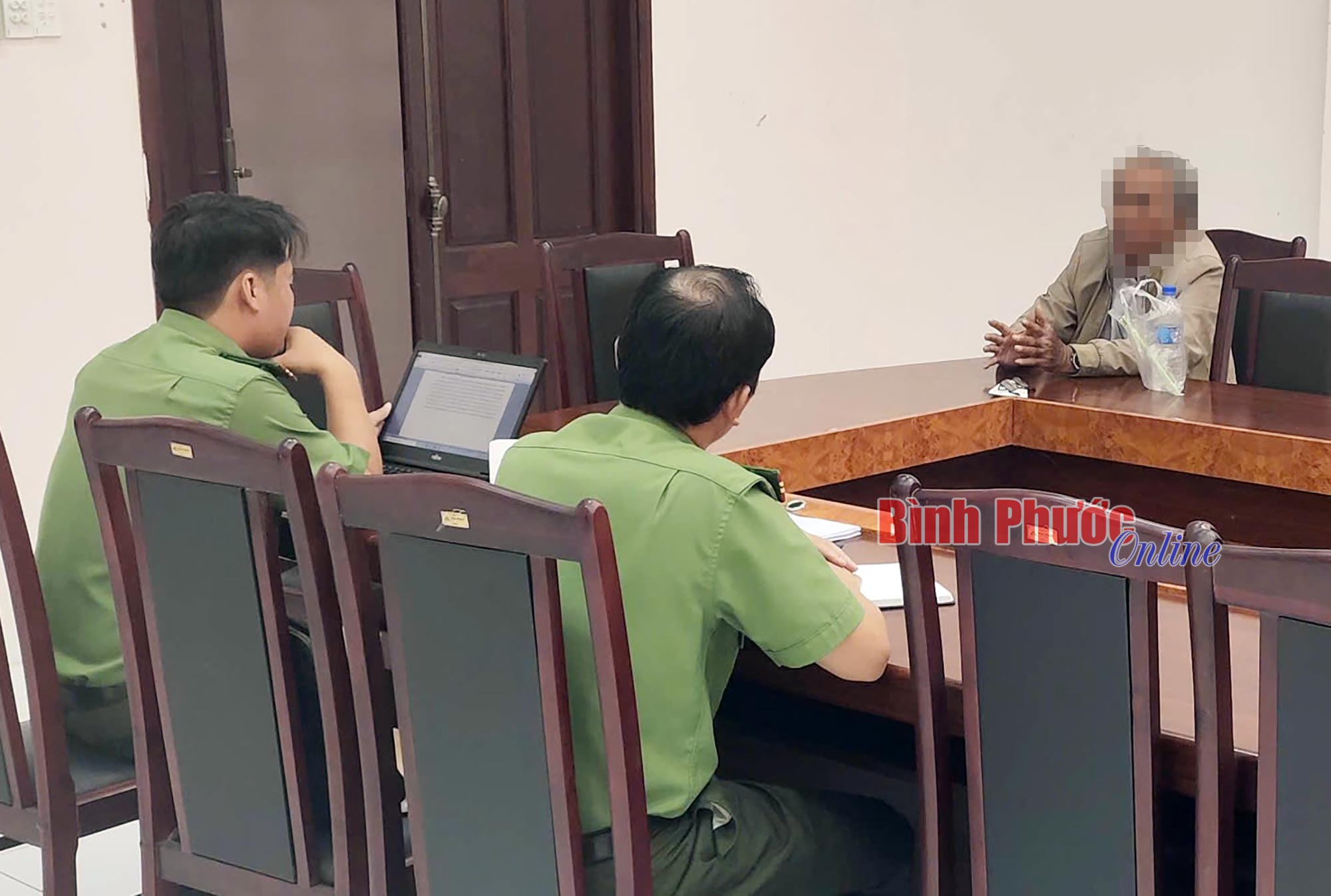 Xử lý đối tượng phát tán, chia sẻ thông tin sai sự thật trên mạng xã hội