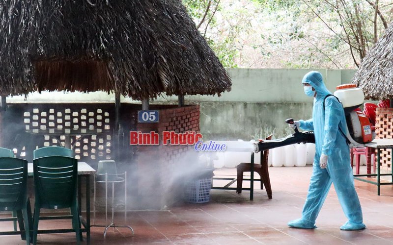 13 trường hợp F1 liên quan đến bệnh nhân 1980 đều âm tính