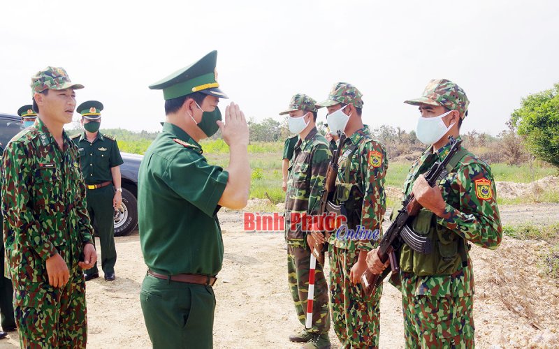 Bộ Tư lệnh Bộ đội Biên phòng kiểm tra phòng, chống dịch tuyến biên giới Bình Phước
