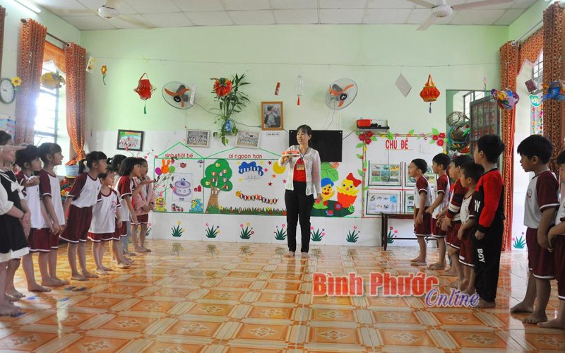 Cần xem xét lại tuổi nghỉ hưu của giáo viên mầm non