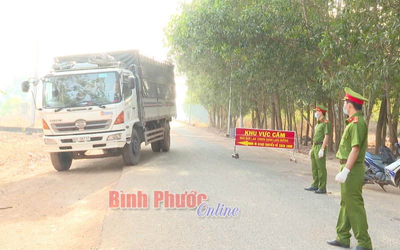 Chơn Thành: 34 trường hợp đi về từ vùng dịch đã có kết quả âm tính lần 1