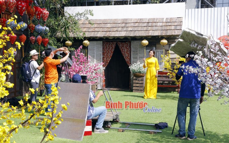 &ldquo;Đời vui dệt kh&uacute;c xu&acirc;n ca&rdquo; - Một chương tr&igrave;nh nghệ thuật đặc sắc của BPTV