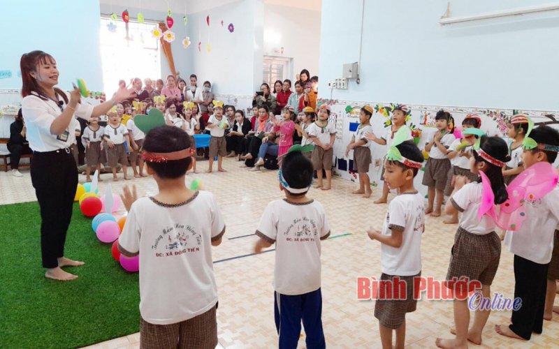Đồng Phú tăng cường tiếng Việt cho trẻ mầm non DTTS
