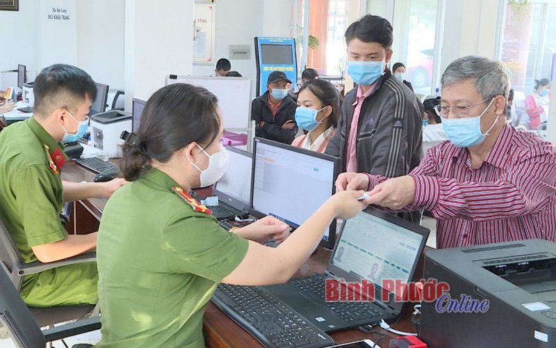 Giải quyết hồ sơ, thủ tục song song với phòng, chống Covid-19