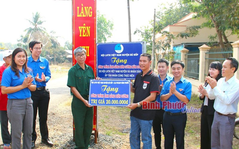 Hành động đẹp của thanh niên Bình Phước 