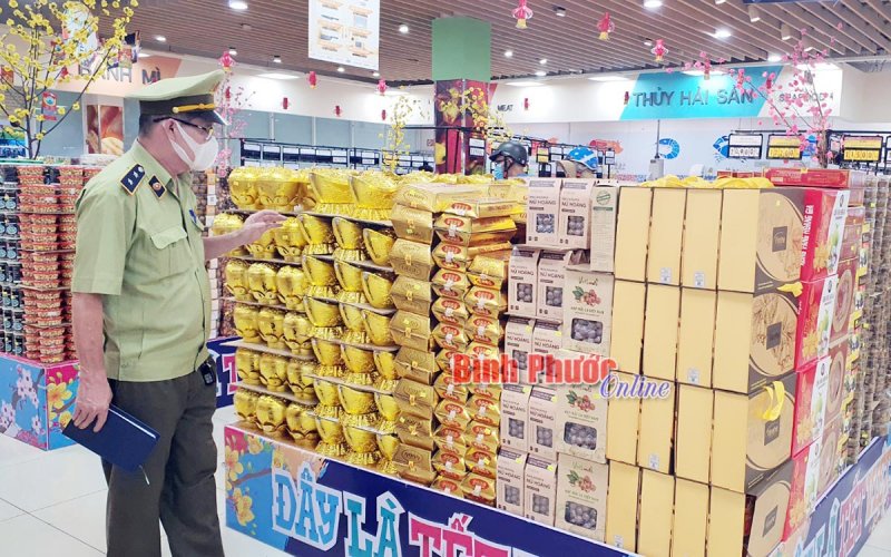 Không thiếu hàng hóa thiết yếu phục vụ chống dịch Covid-19