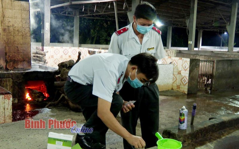 Kiểm tra vệ sinh an toàn thực phẩm tại các cơ sở giết mổ dịp Tết Nguyên đán