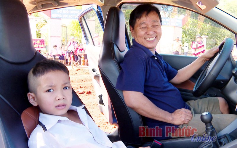 Mang xuân đến với người thiếu may mắn