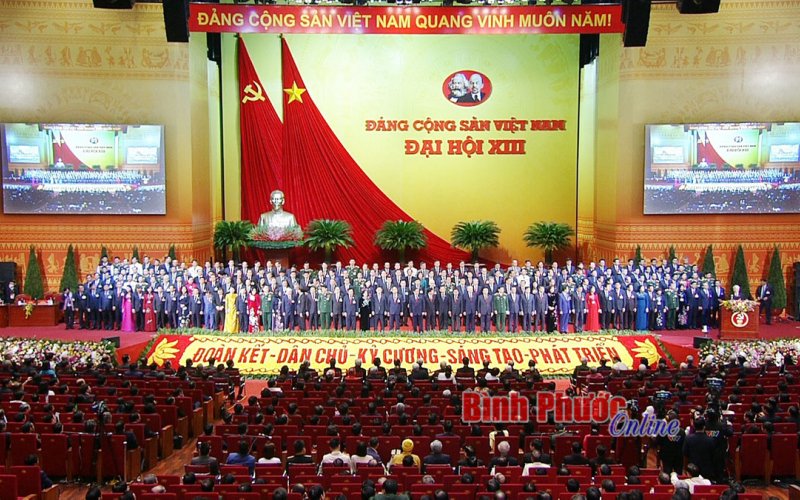 Ra mắt Ban Chấp hành Trung ương Đảng khóa XIII