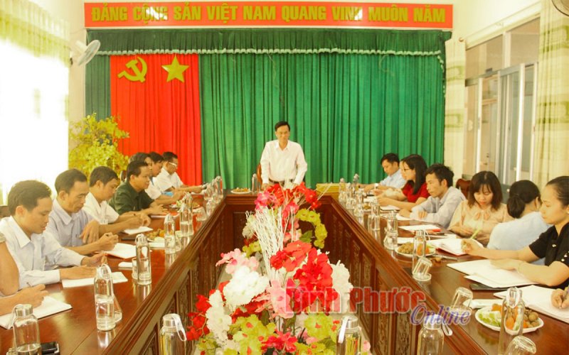 Sinh hoạt chuyên đề - Yếu tố quyết định chi bộ vững mạnh