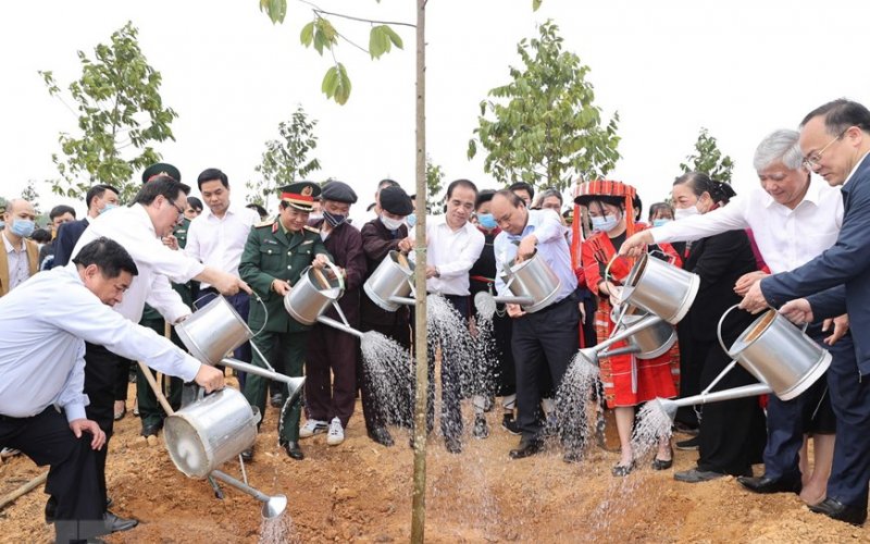 Thủ tướng phát động Tết Trồng cây Xuân Tân Sửu 2021 tại Tuyên Quang