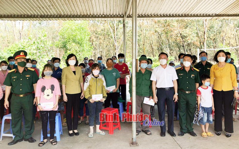 138.225 phần quà hỗ trợ người nghèo, khó khăn vui xuân đón tết