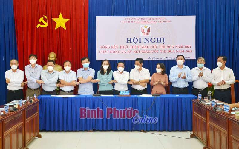 6 tập thể được vinh danh trong phong trào thi đua