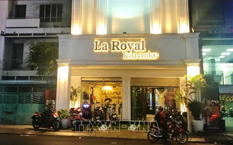 Căn cứ đánh giá cấp độ dịch để mở cửa lại các hoạt động kinh doanh dịch vụ karaoke, vũ trường