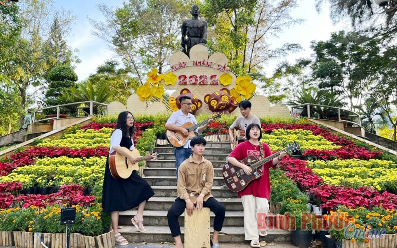 Guitar - kết nối xa thành gần