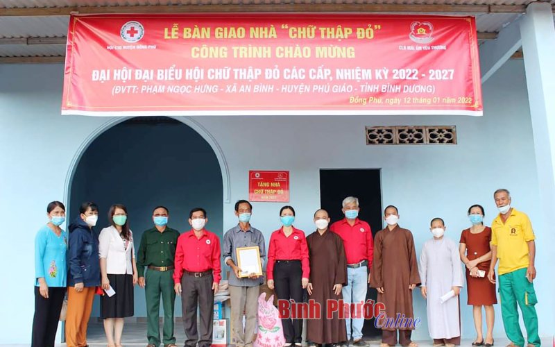 Ấm áp những ngôi nhà chữ thập đỏ