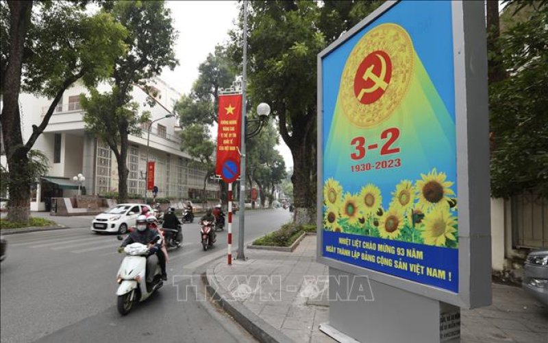 Báo Lào ca ngợi những mùa Xuân có Đảng Cộng sản Việt Nam