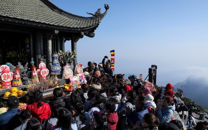 Biến tướng của văn h&oacute;a t&acirc;m linh