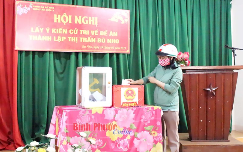 Bình Phước: Cử tri phấn khởi đóng góp ý kiến đề án thành lập thị trấn Bù Nho