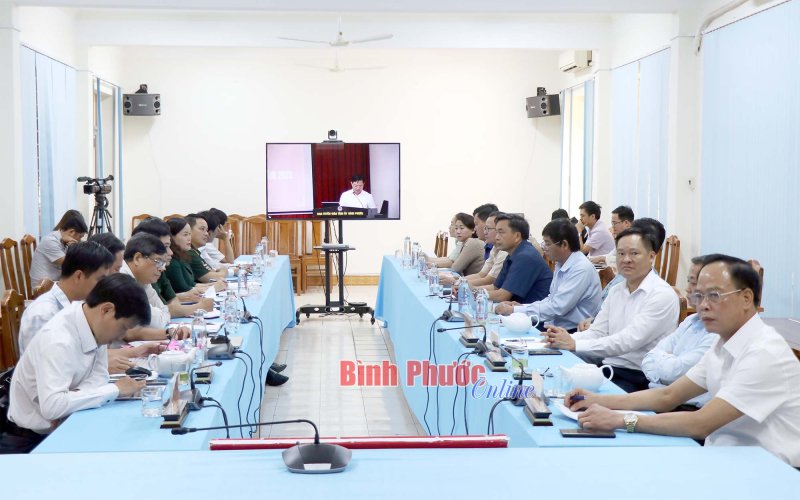 Bình Phước: Hội nghị báo cáo viên cấp tỉnh tháng 2