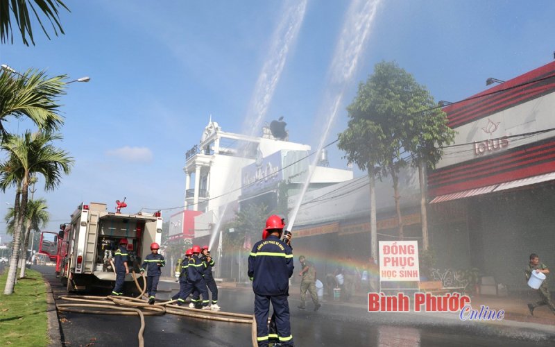 Đồng Xoài đẩy mạnh nhân rộng mô hình PCCC và cứu nạn, cứu hộ