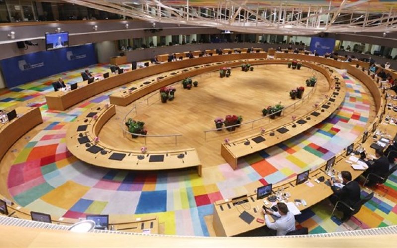 Hội nghị thượng đỉnh bất thường của EU: Những nút thắt khó gỡ