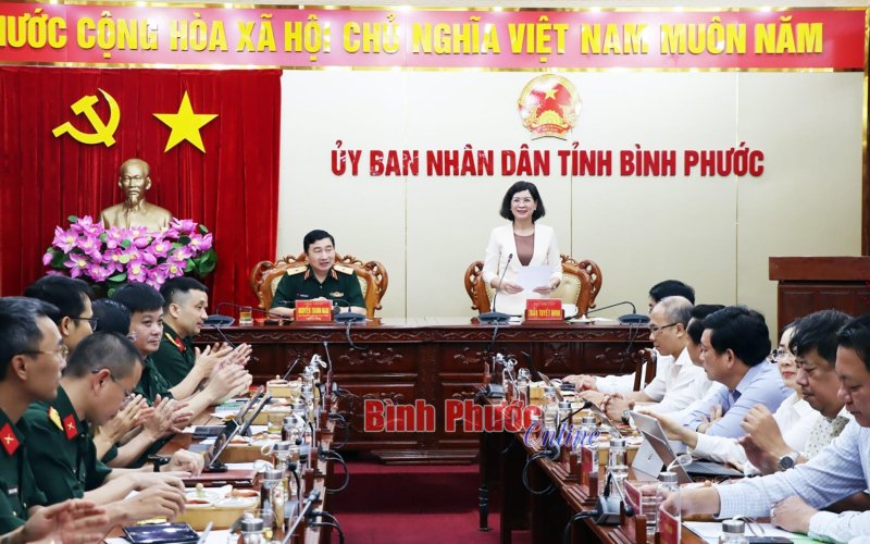 Lãnh đạo tỉnh Bình Phước tiếp đoàn công tác Tập đoàn Viettel