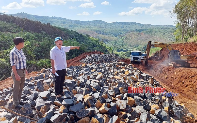 Sôi động trên những công trường