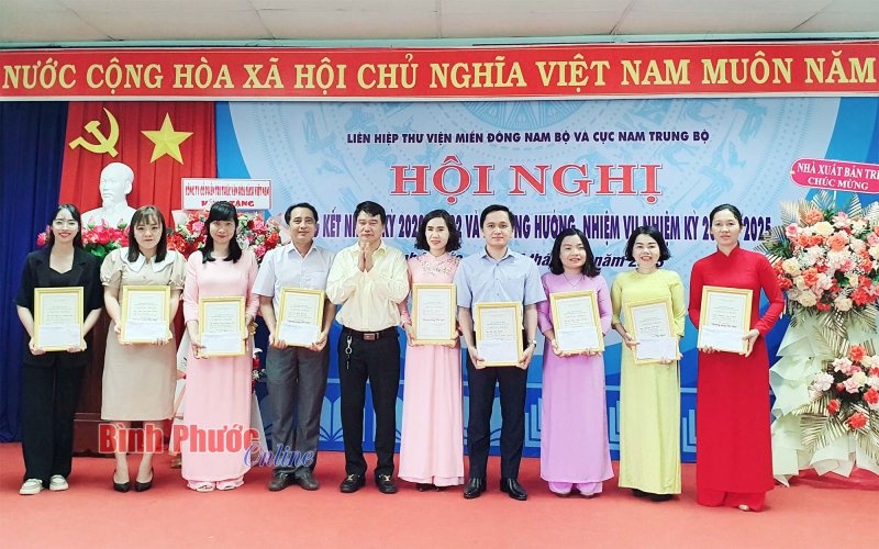 Tăng cường chuyển đổi số lĩnh vực thư viện