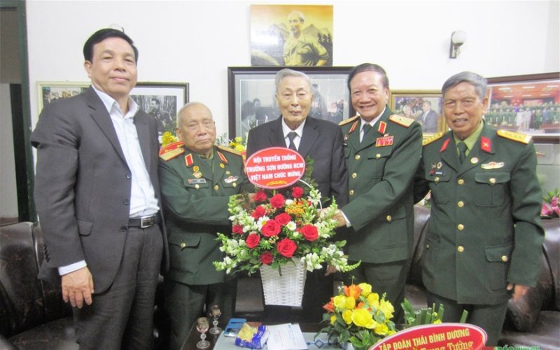 Tư tưởng tiến công của Tư lệnh Đồng Sỹ Nguyên