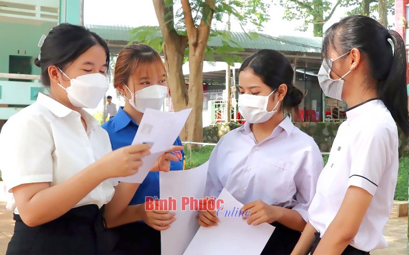 Xét tuyển đại học qua học bạ: Giáo dục tin cậy thấp, đào tạo khó tin cậy cao
