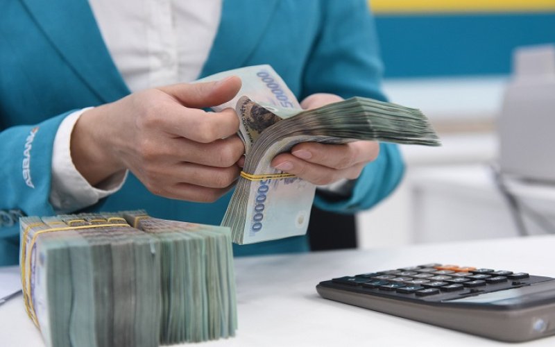 Xử nghiêm việc chèo kéo khách mua bảo hiểm khi vay vốn ngân hàng