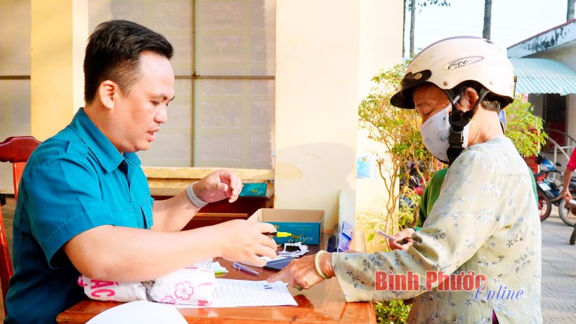 Bình Phước phân bổ, cấp hơn 476,8 tấn gạo cứu đói giáp hạt 