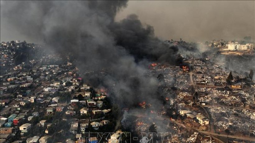 Chile chống chọi với thảm họa cháy rừng, trên 100 người đã thiệt mạng