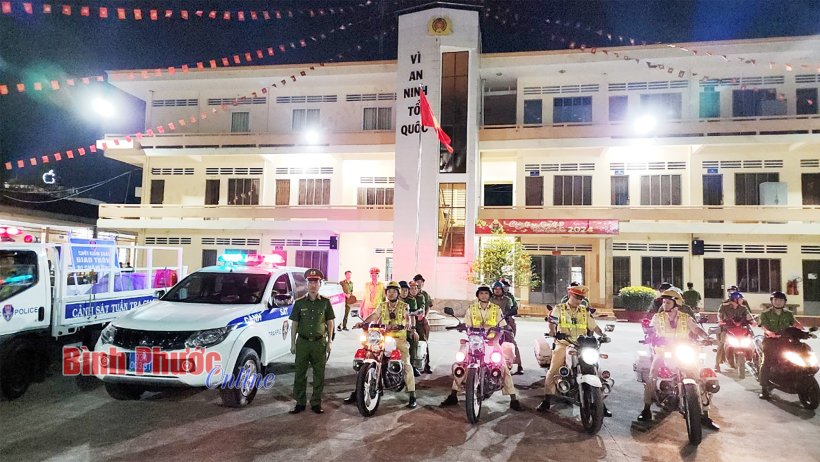 Công an Đồng Xoài xuyên đêm đảm bảo an ninh trật tự