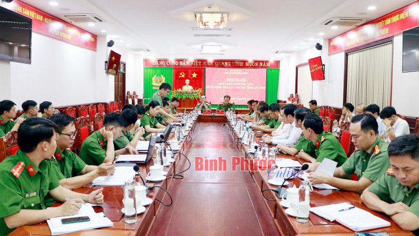 Cục Cảnh sát quản lý hành chính về trật tự xã hội kiểm tra tại Công an tỉnh 