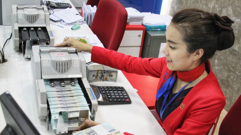 Lãi suất huy động giảm, tín dụng ngân hàng được kỳ vọng sẽ tăng trưởng trong năm 2024